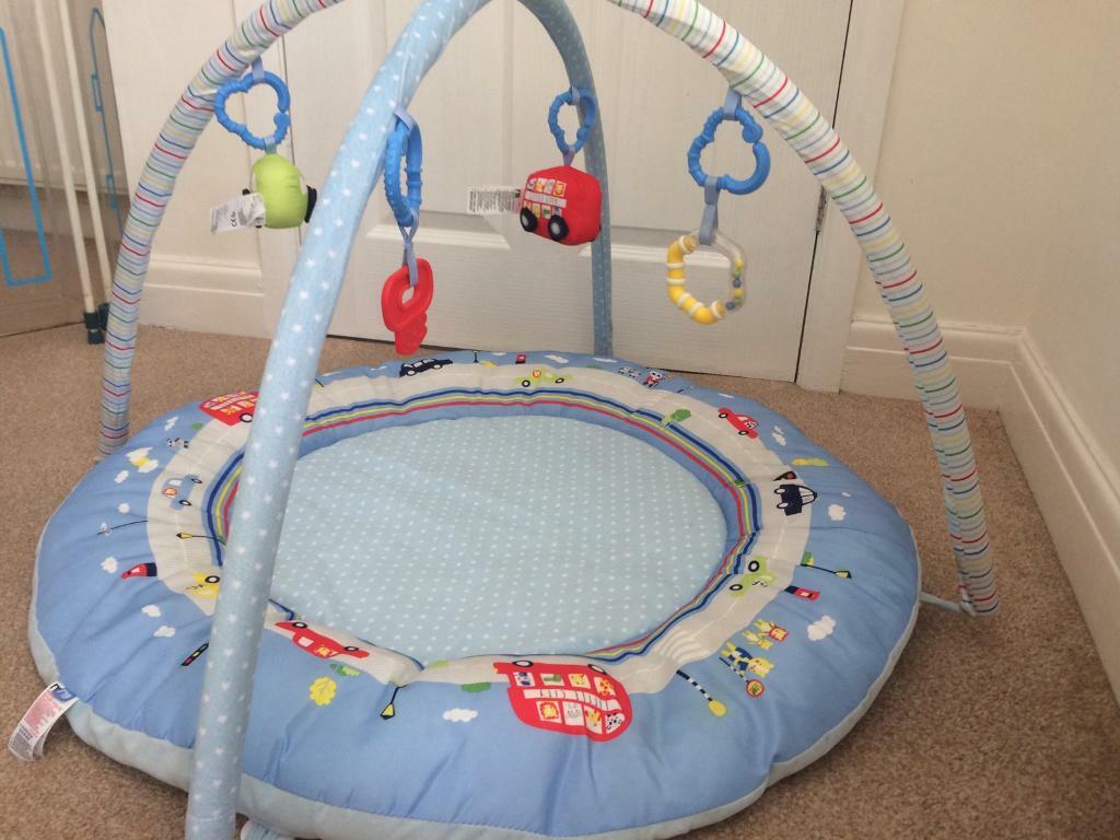 gumtree baby gym